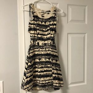 Jessica Simpson Dress with back cutout